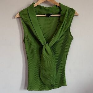 Sleeveless Olive Green Tie-Neck Top by Tara Jarmon size 38
